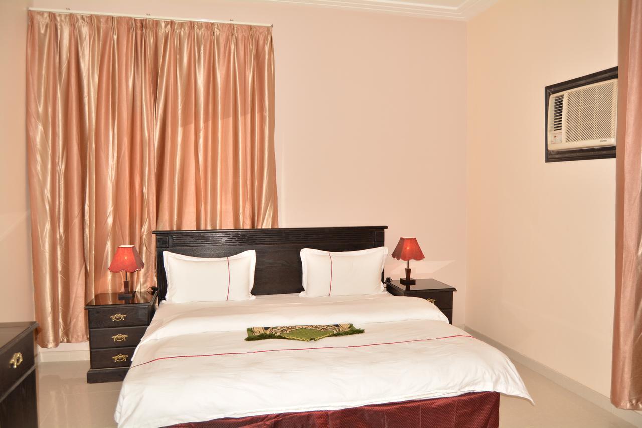 Aparthotel Orient House Ha'il Esterno foto