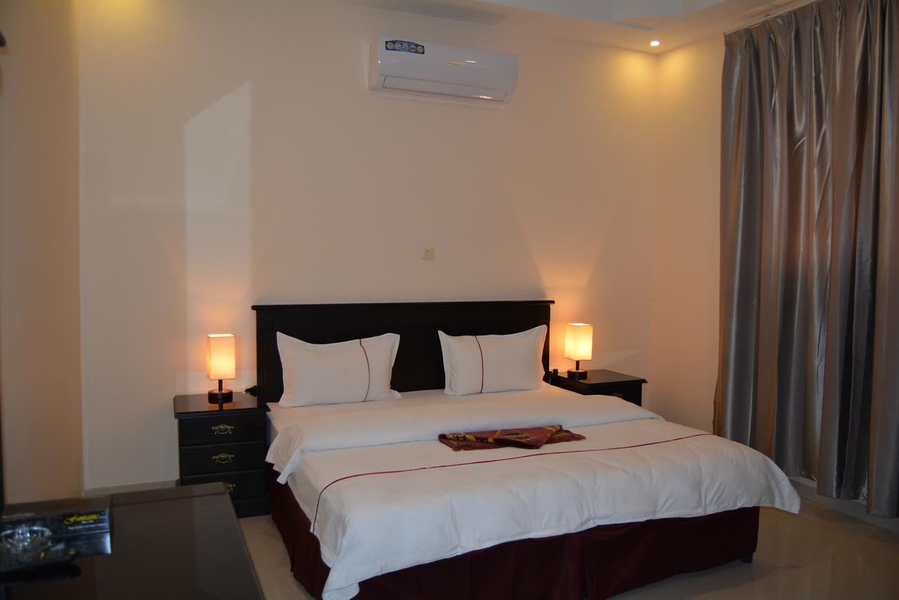 Aparthotel Orient House Ha'il Esterno foto