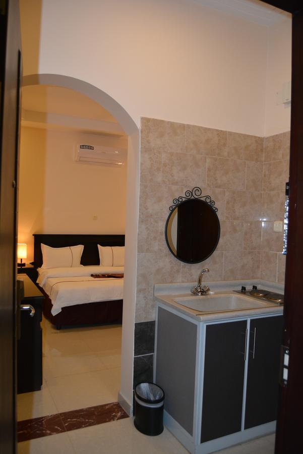 Aparthotel Orient House Ha'il Esterno foto